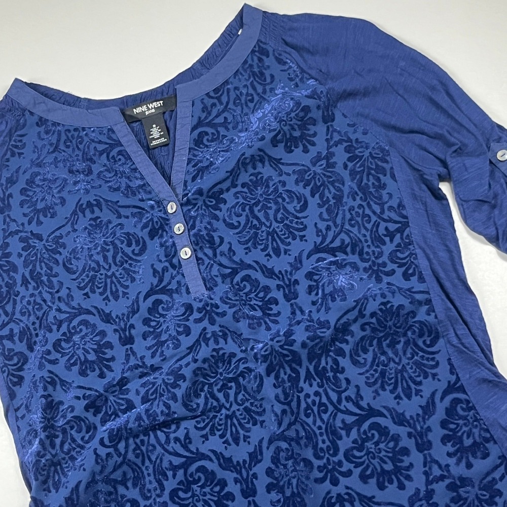 Nine West Burnout Velvet Flocked Damask Henley Blouse Size S Navy Comfy Top